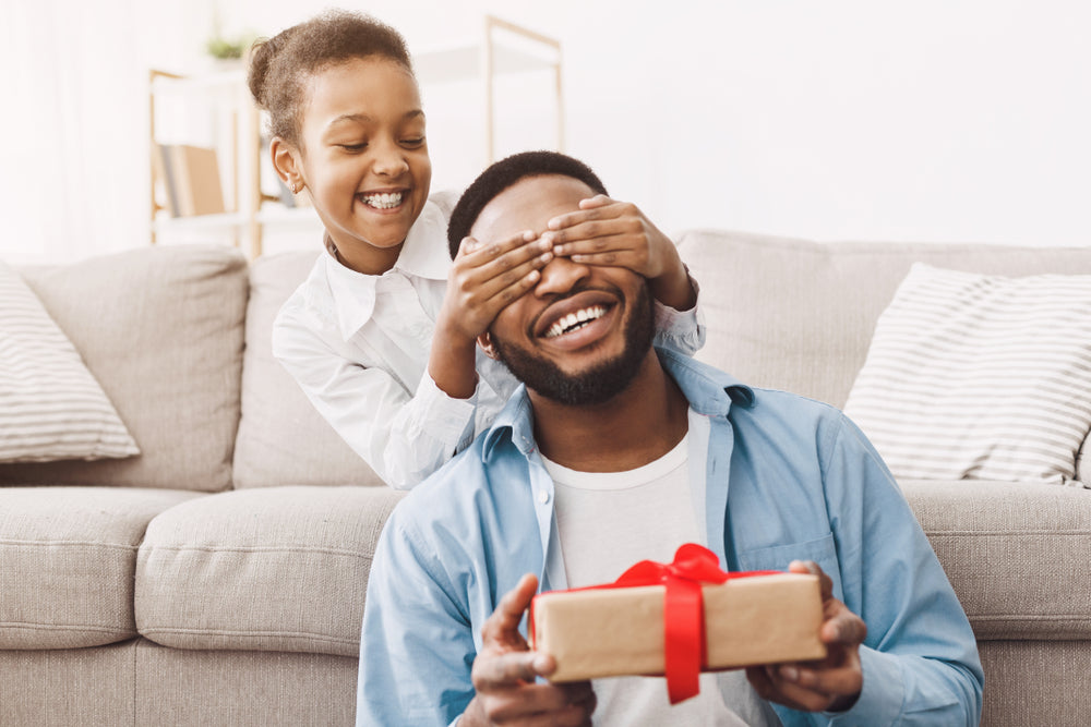 Presente para os pais: 4 itens que irão encantar o seu pai